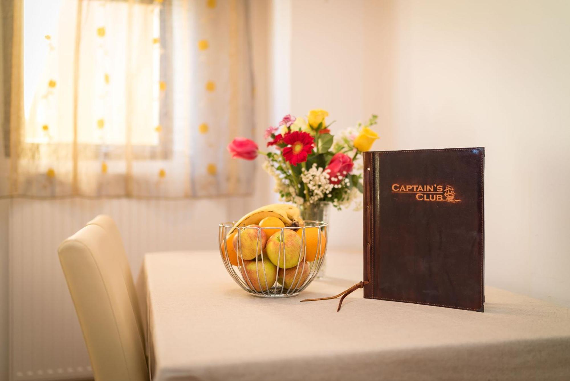 Captain'S Club Banjol ภายนอก รูปภาพ